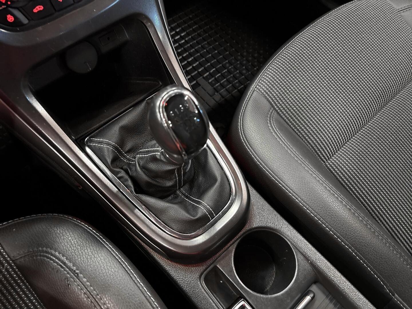 OPEL ASTRA 2012