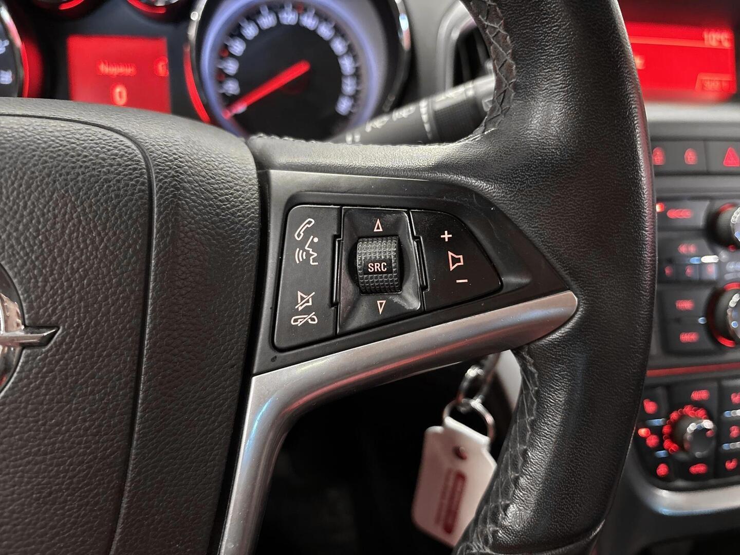 OPEL ASTRA 2012