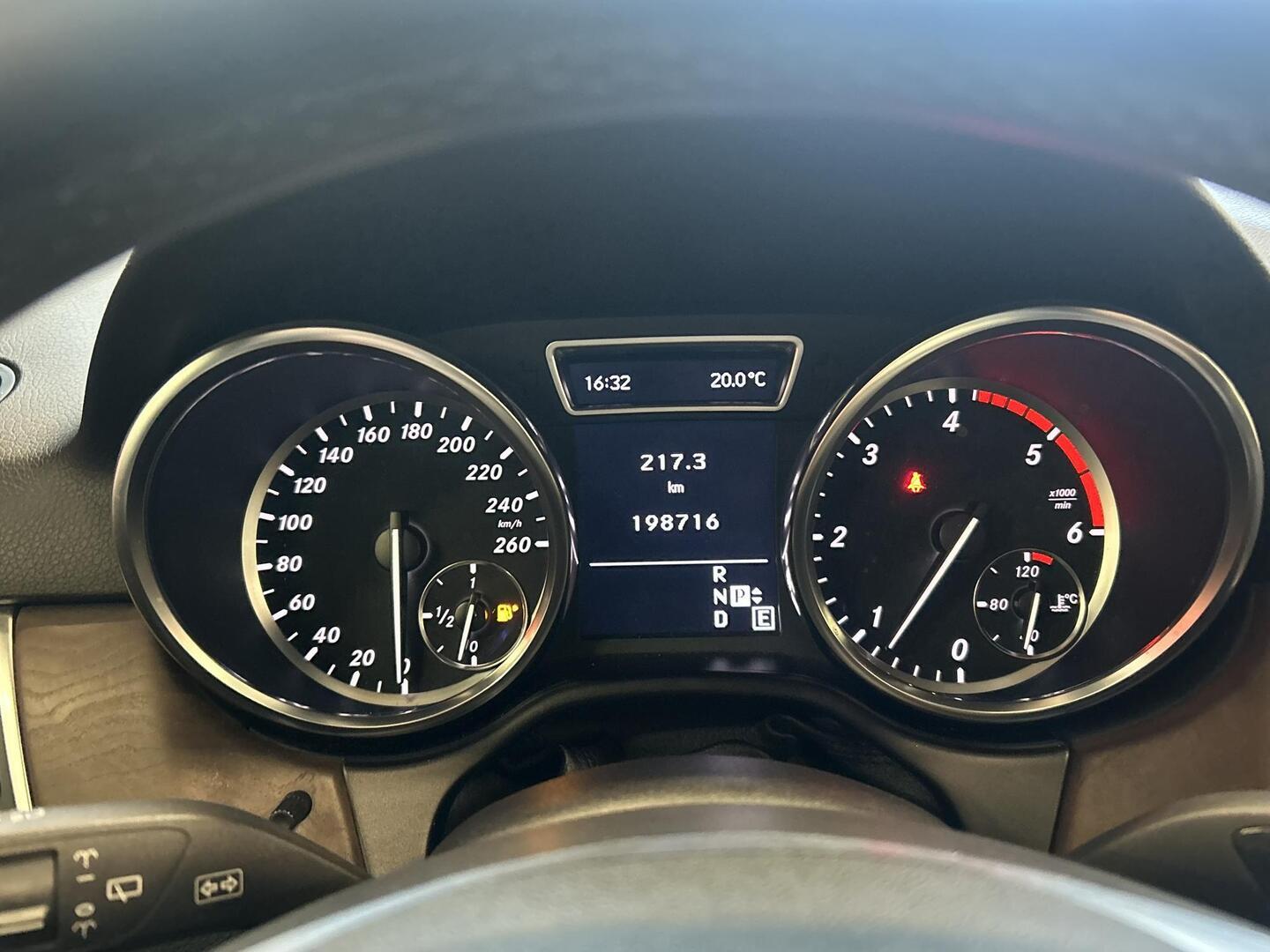 MERCEDES-BENZ ML 2012
