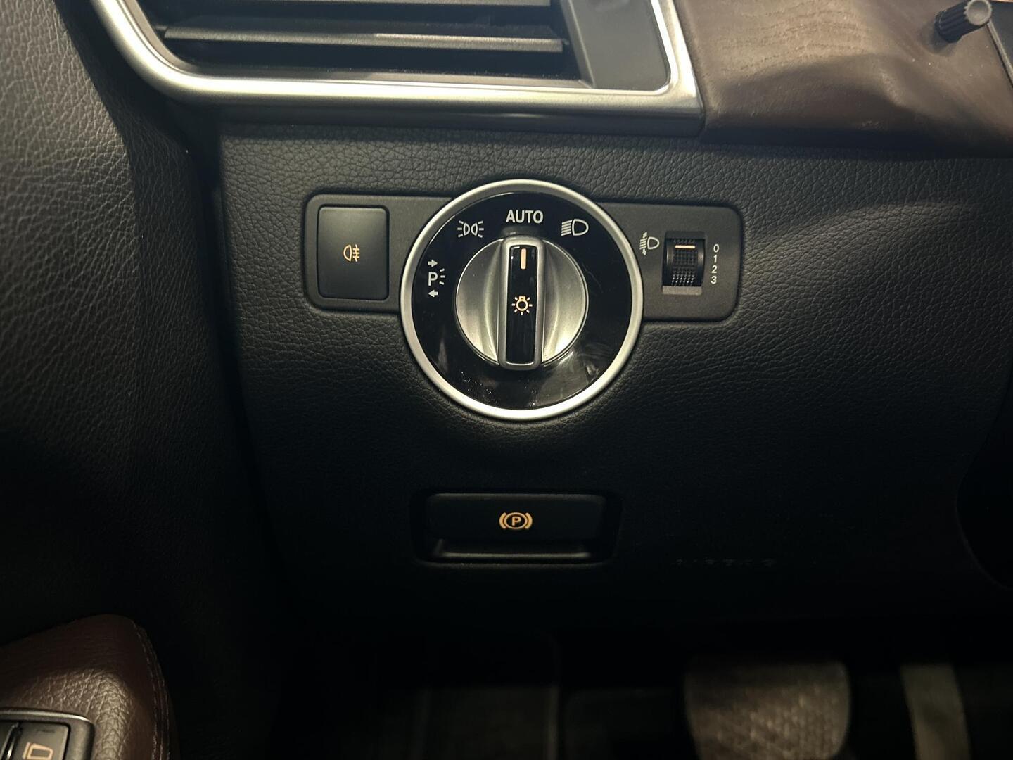 MERCEDES-BENZ ML 2012