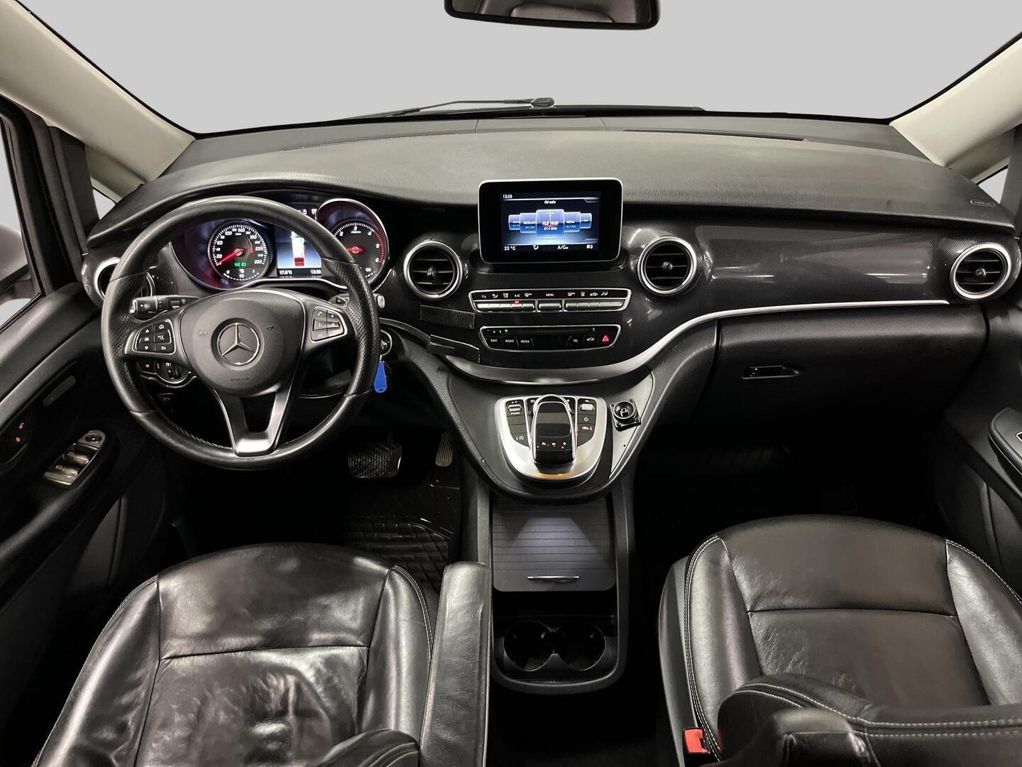 MERCEDES-BENZ V 2018