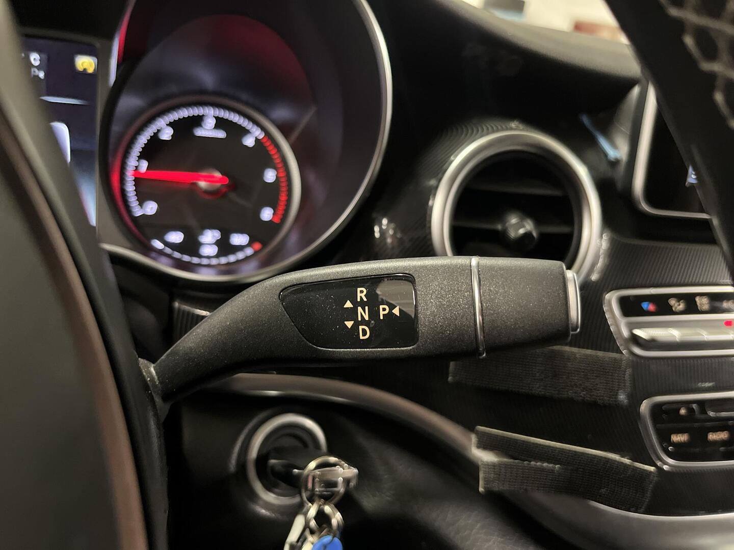 MERCEDES-BENZ V 2018