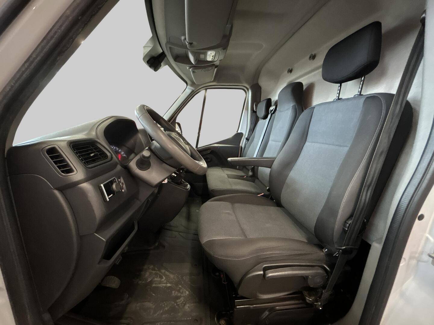 RENAULT Master 2022