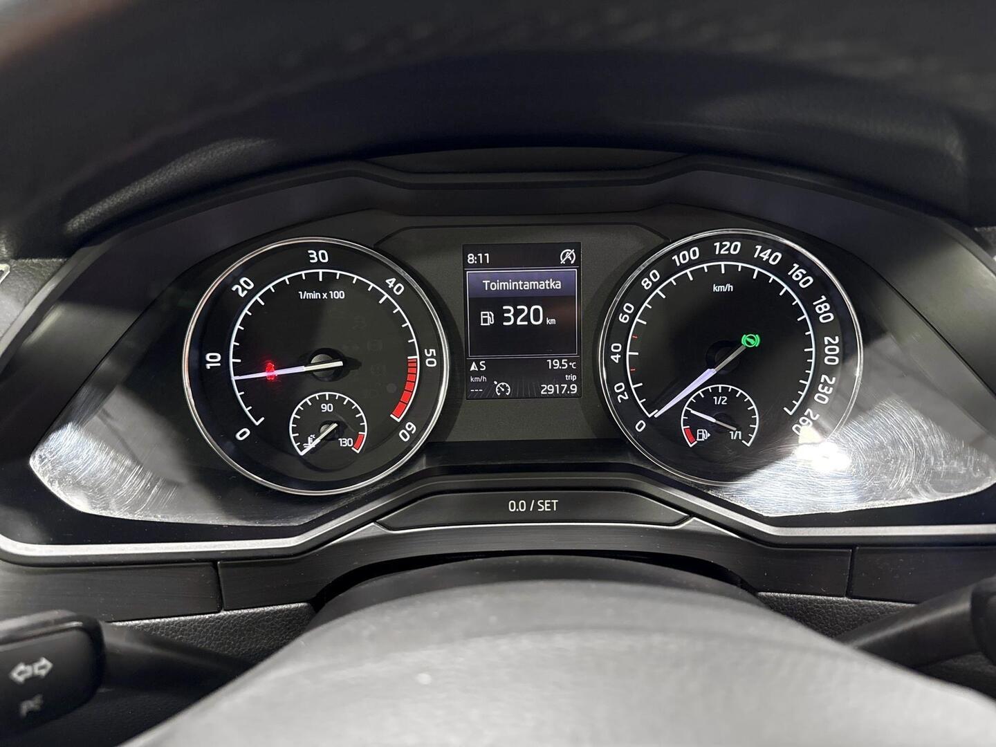 SKODA Superb 2016