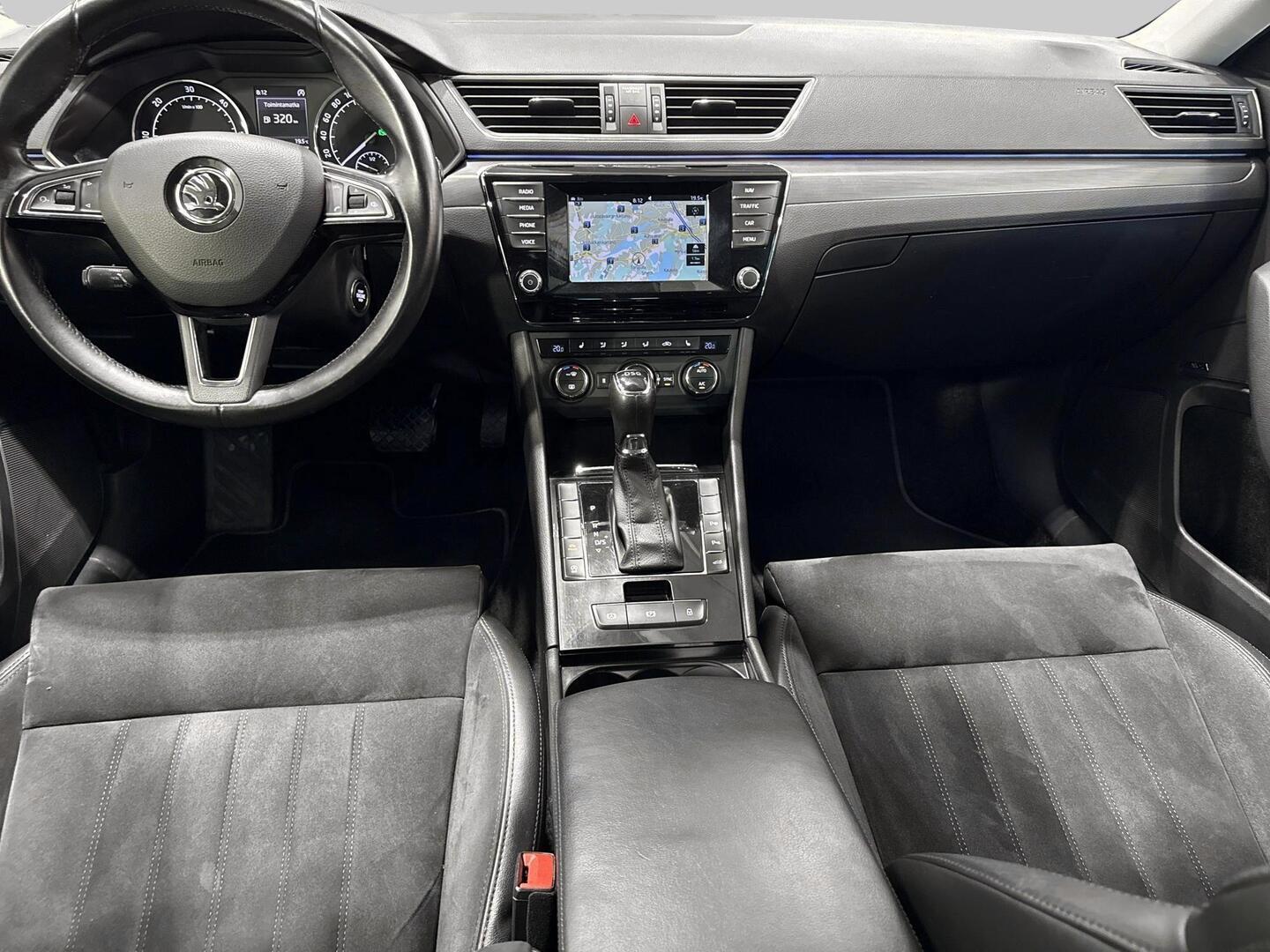 SKODA Superb 2016