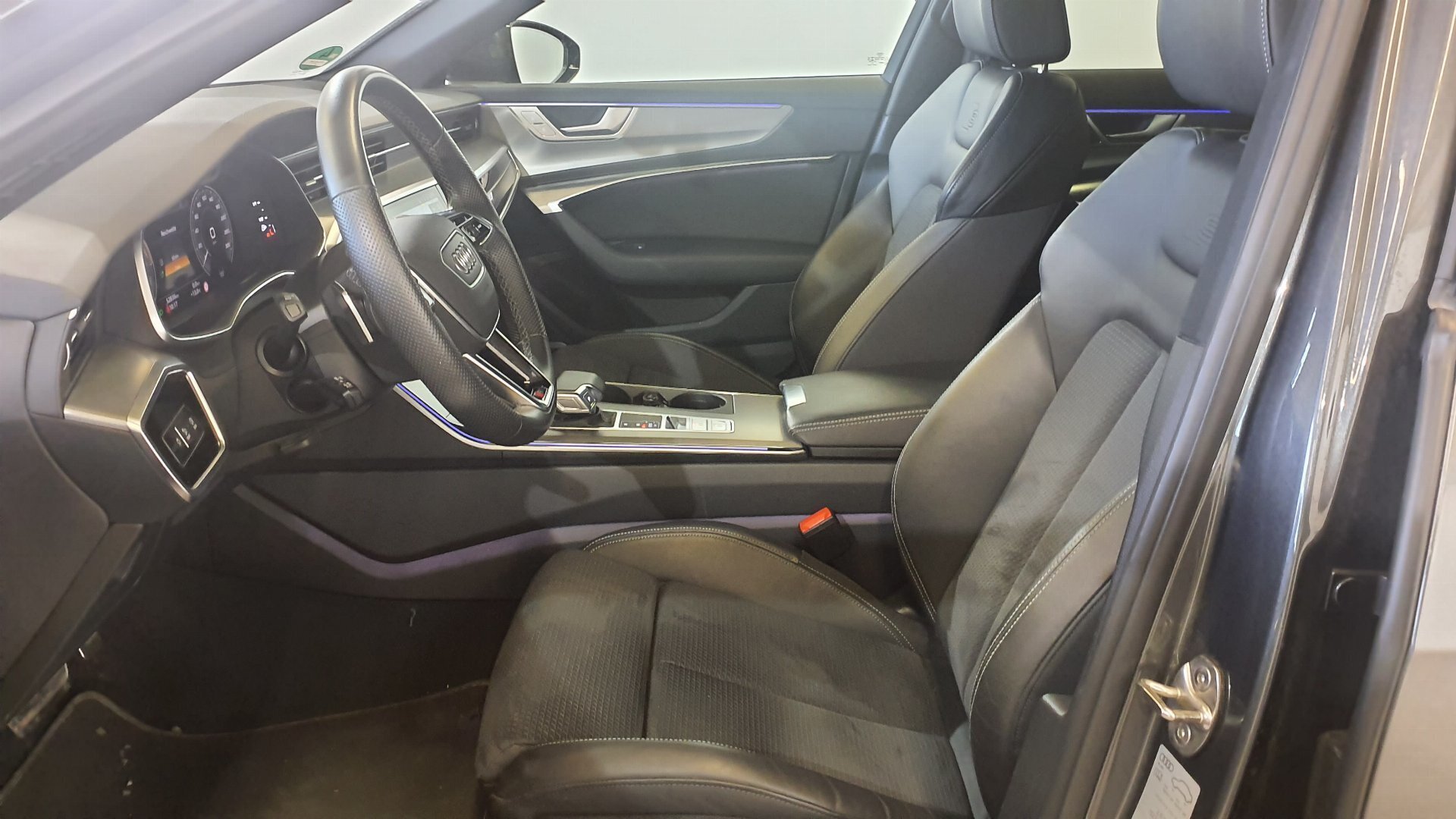 AUDI A6 2022