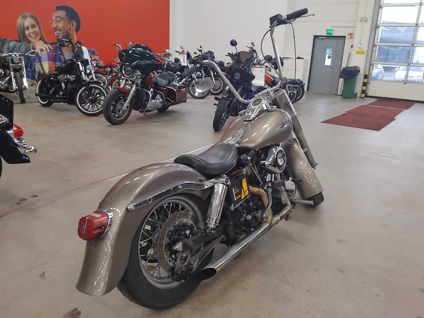 HARLEY-DAVIDSON SHOVEL 1981