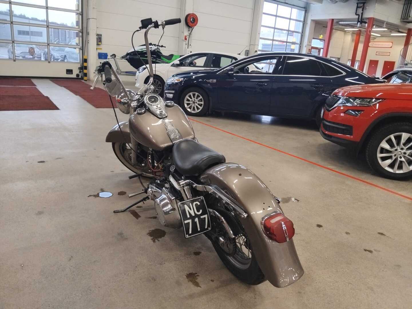 HARLEY-DAVIDSON SHOVEL 1981