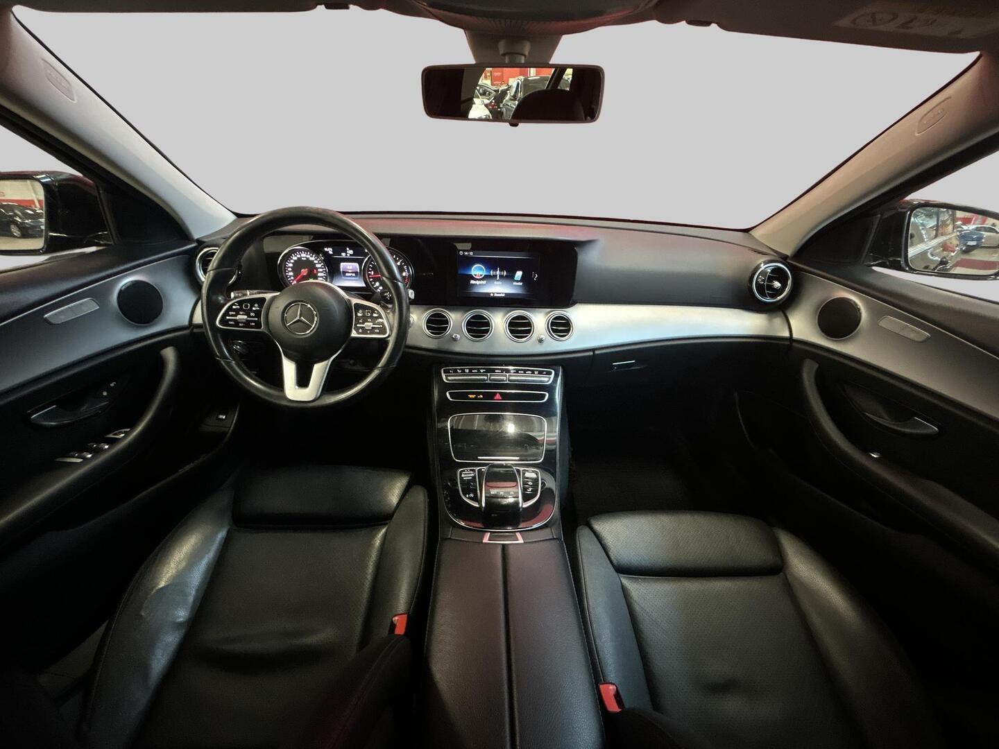 MERCEDES-BENZ E 2019