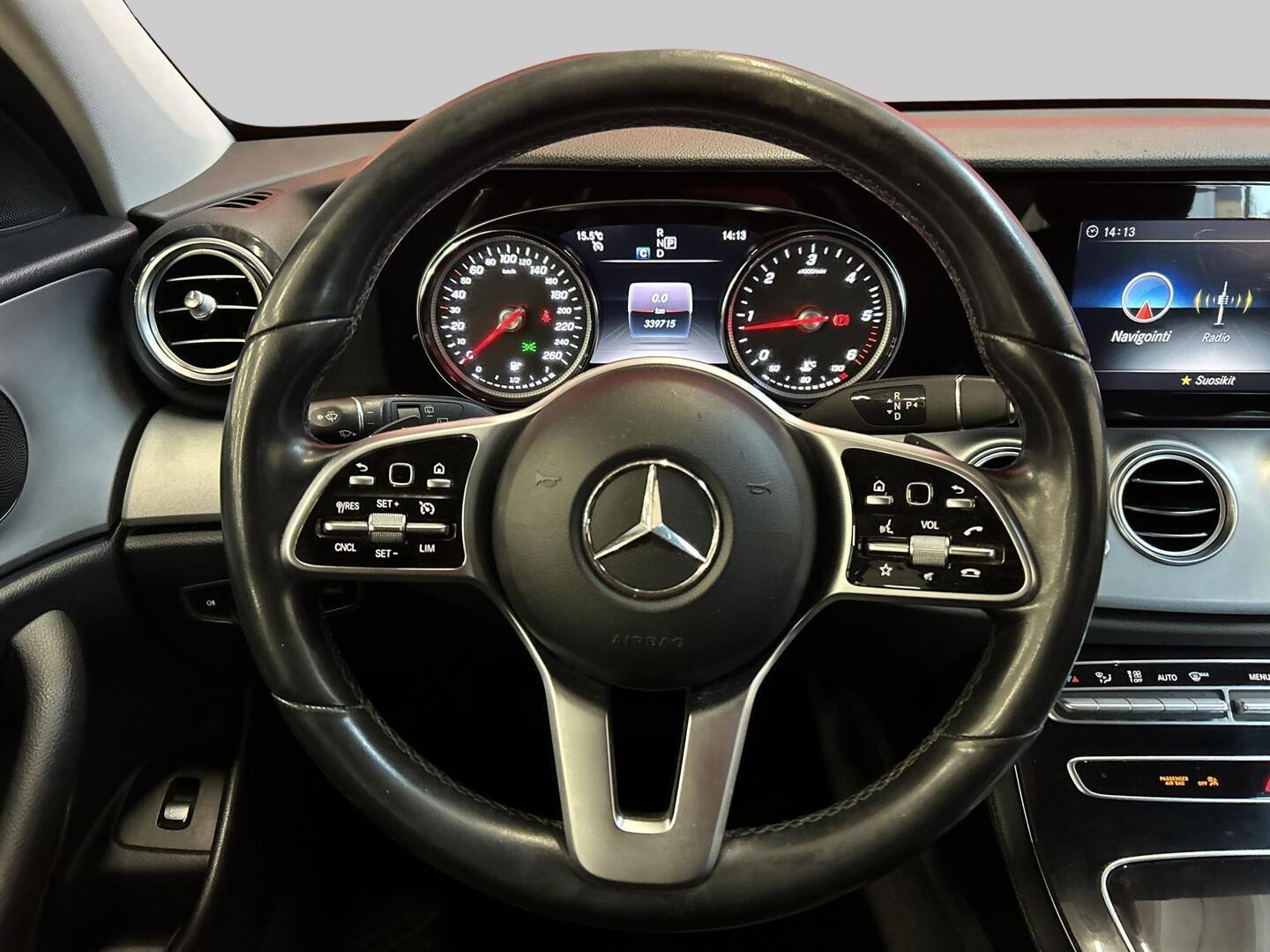 MERCEDES-BENZ E 2019