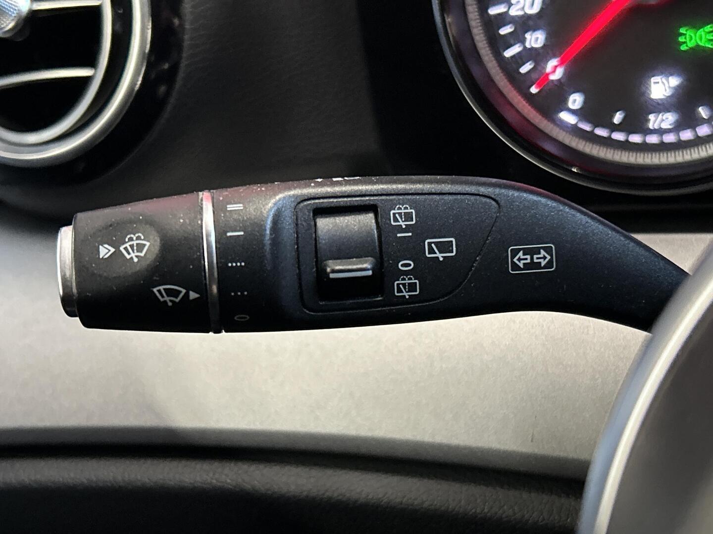 MERCEDES-BENZ E 2019