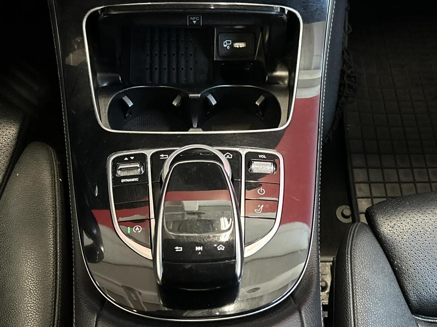 MERCEDES-BENZ E 2019