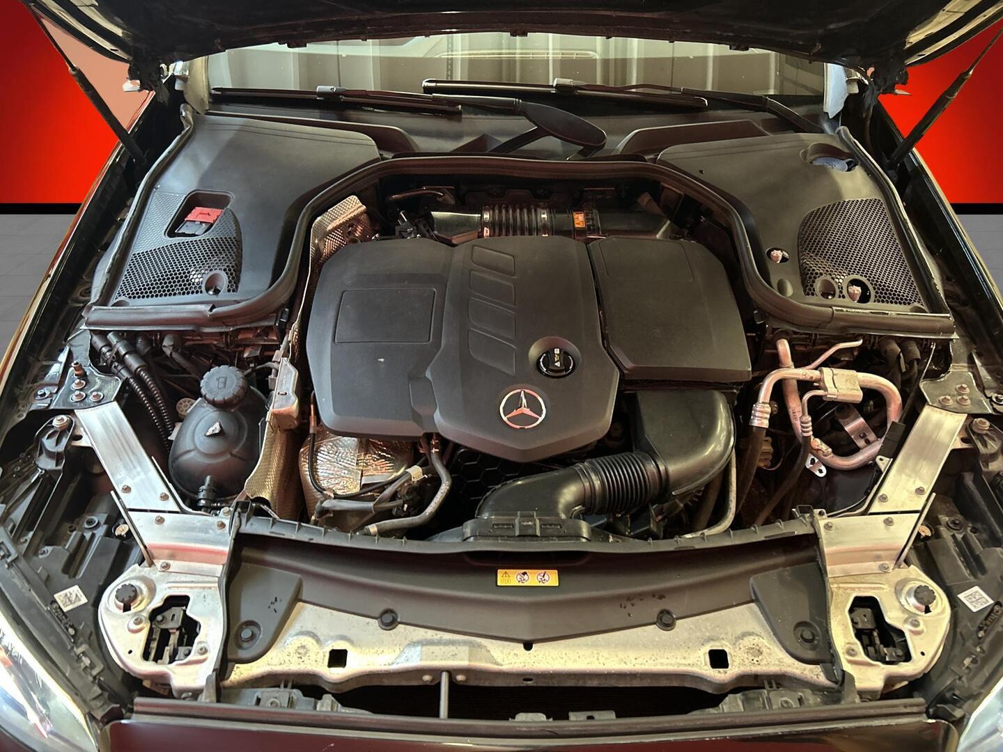 MERCEDES-BENZ E 2019