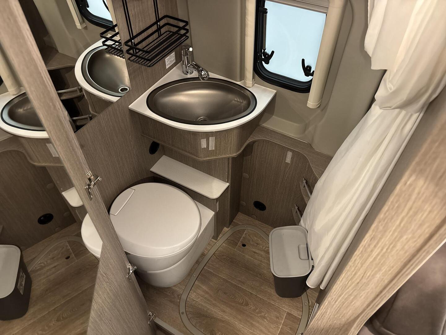 PÖSSL 2 WIN PLUS 2023