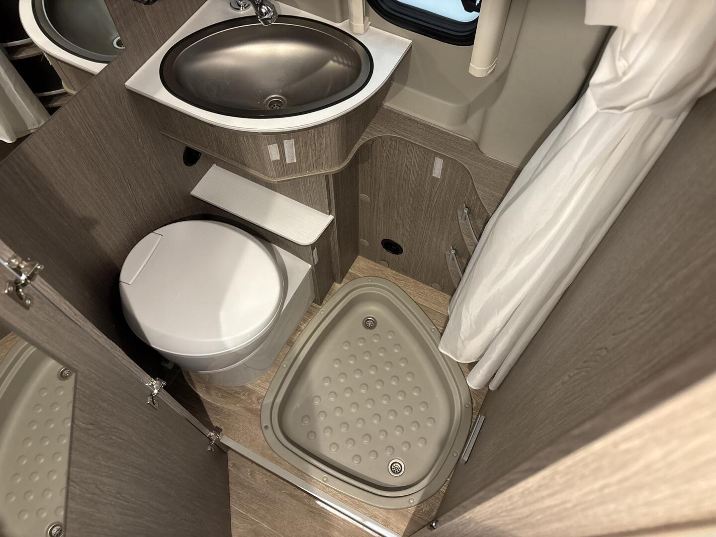 PÖSSL 2 WIN PLUS 2023