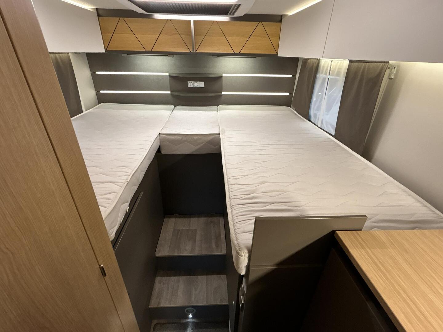 LMC TOURER 660 G LIFT 2022