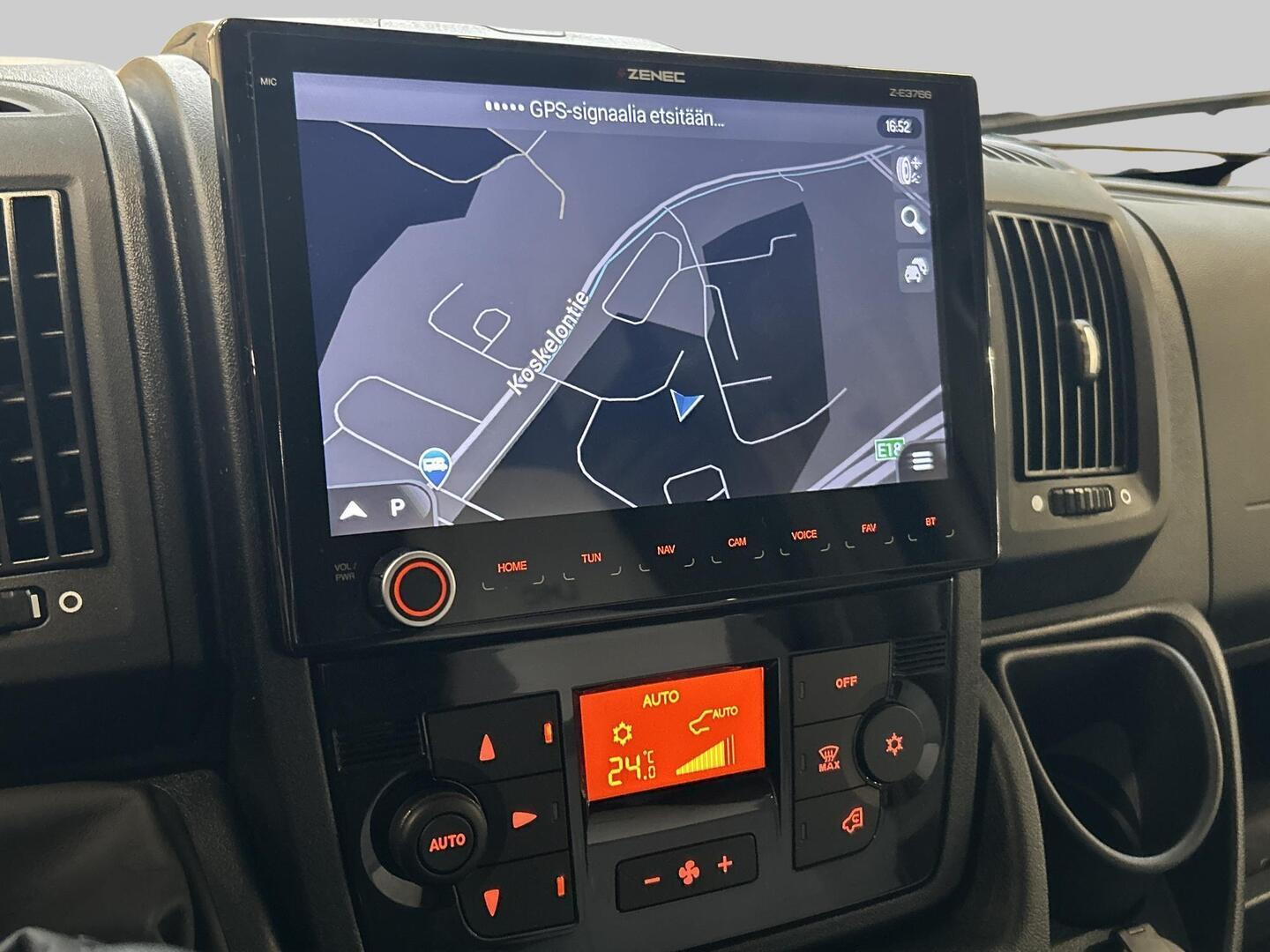 LMC TOURER 660 G LIFT 2022