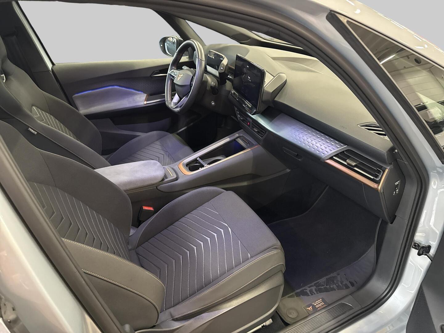 CUPRA Born 2023