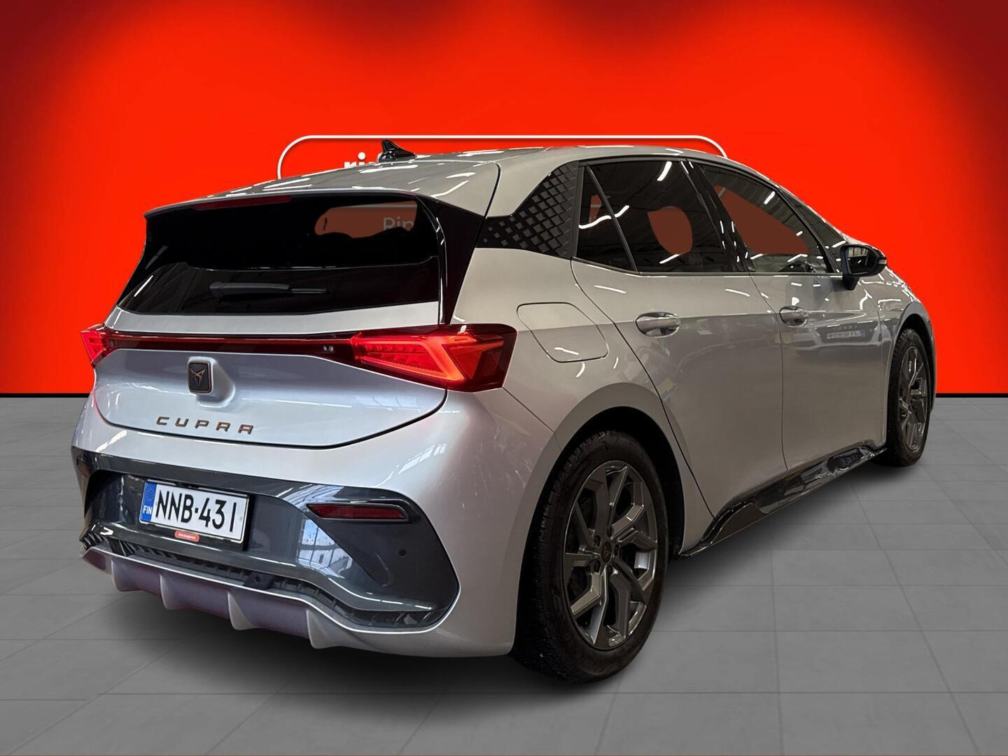 CUPRA Born 2023