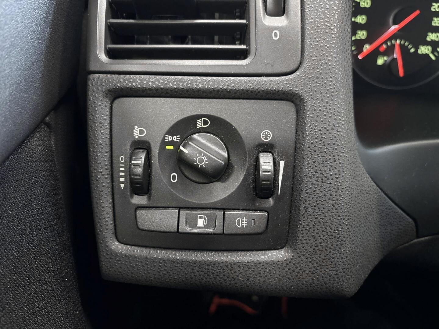 VOLVO V50 2009