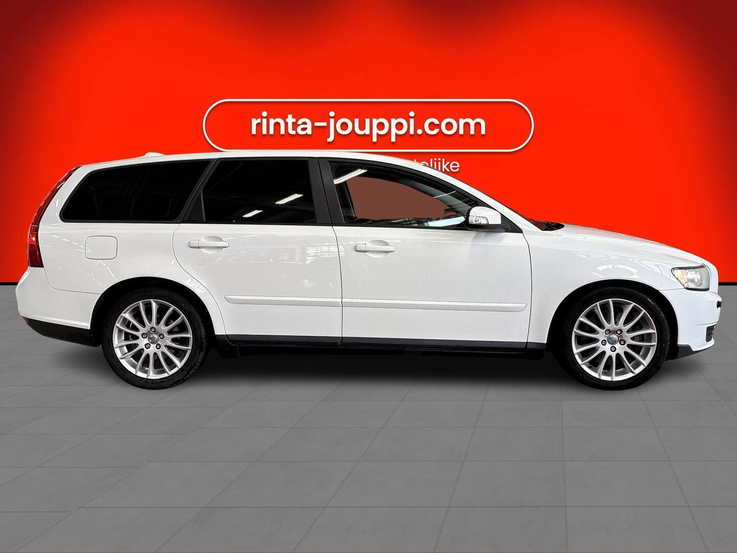VOLVO V50 2009