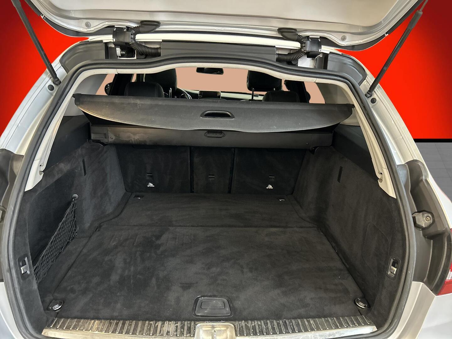 MERCEDES-BENZ C 2016