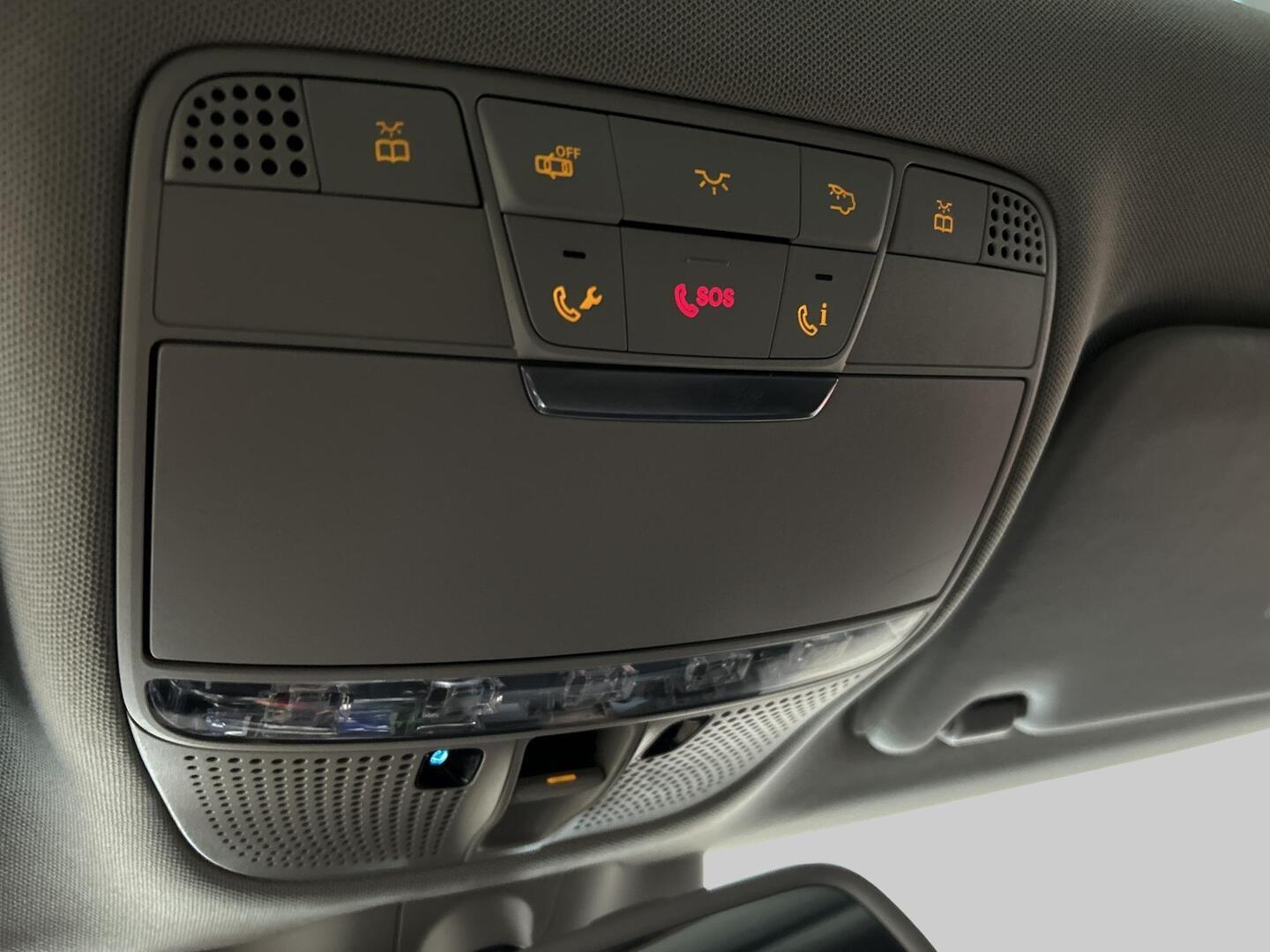 MERCEDES-BENZ C 2016