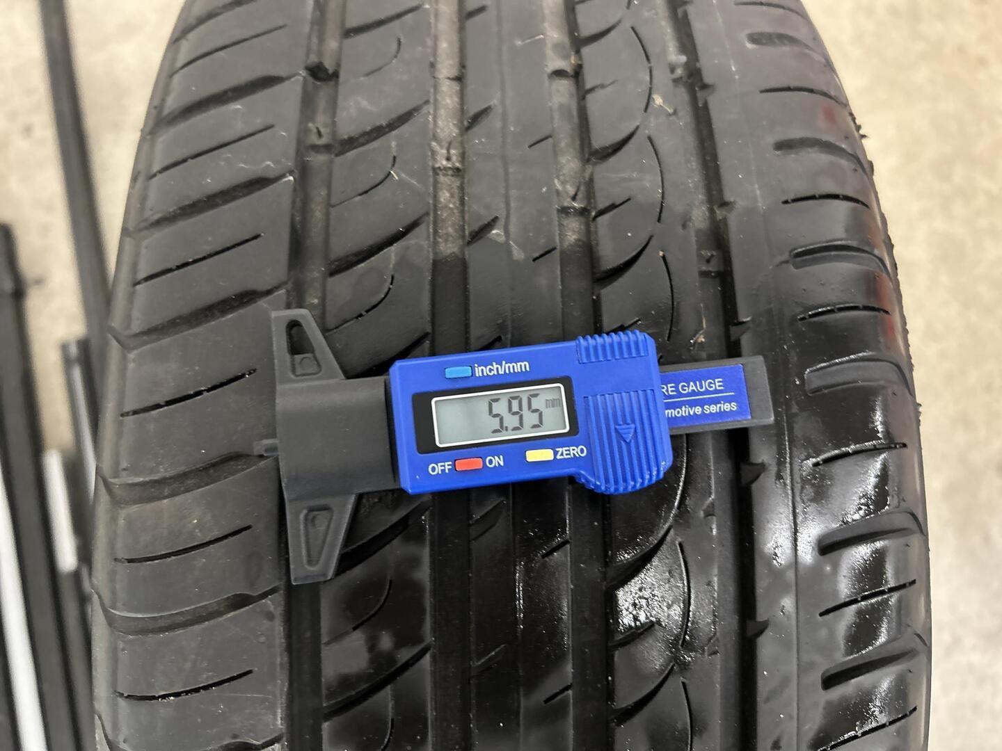 MERCEDES-BENZ C 2016