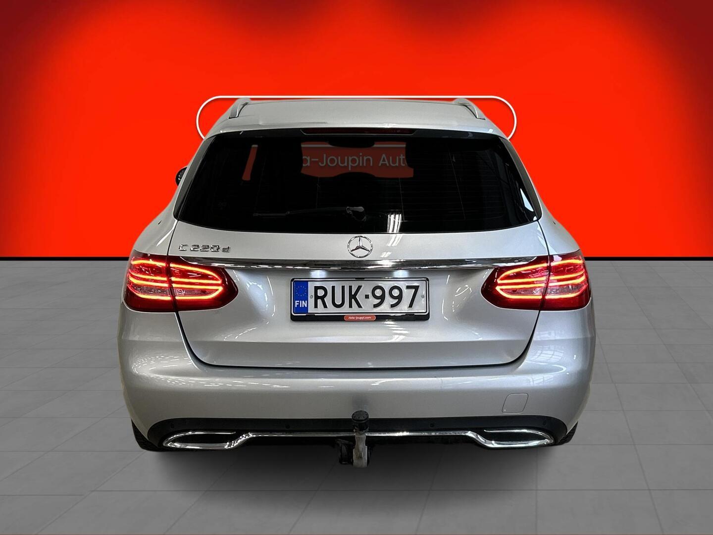 MERCEDES-BENZ C 2016