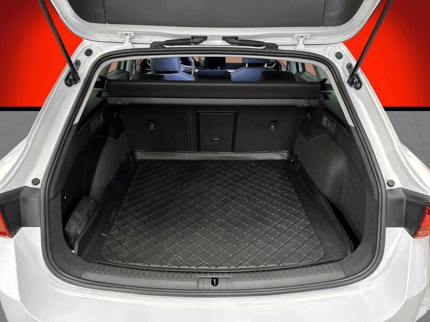 SEAT LEON SPORTSTOURER 2023