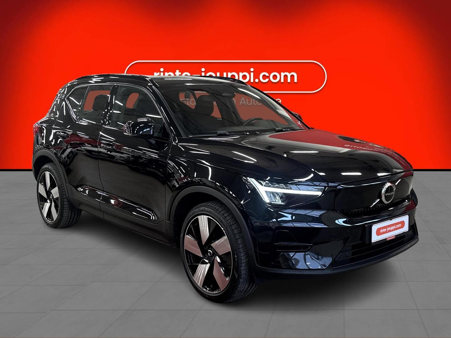 VOLVO XC40 2023