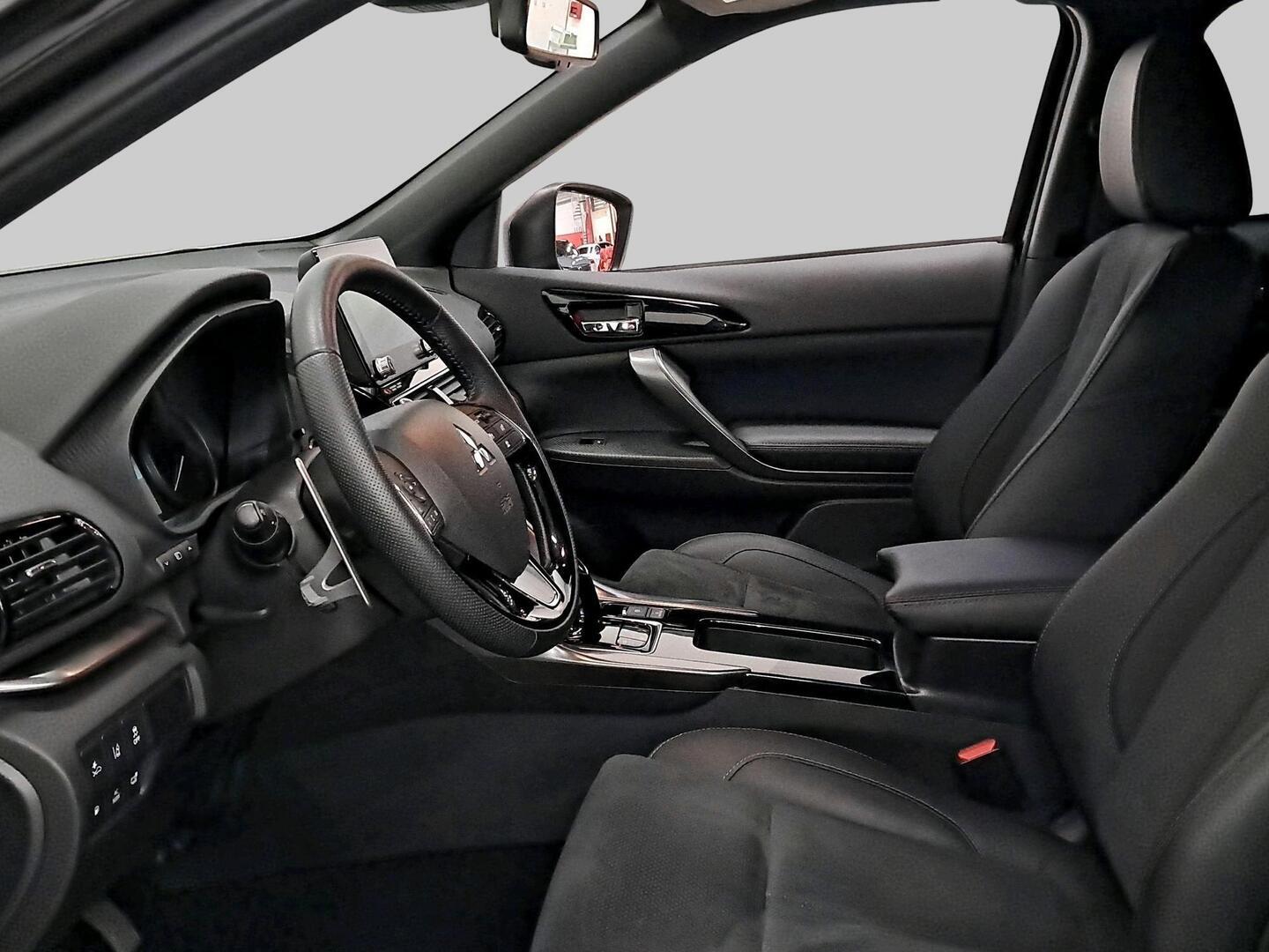 MITSUBISHI Eclipse Cross 2024