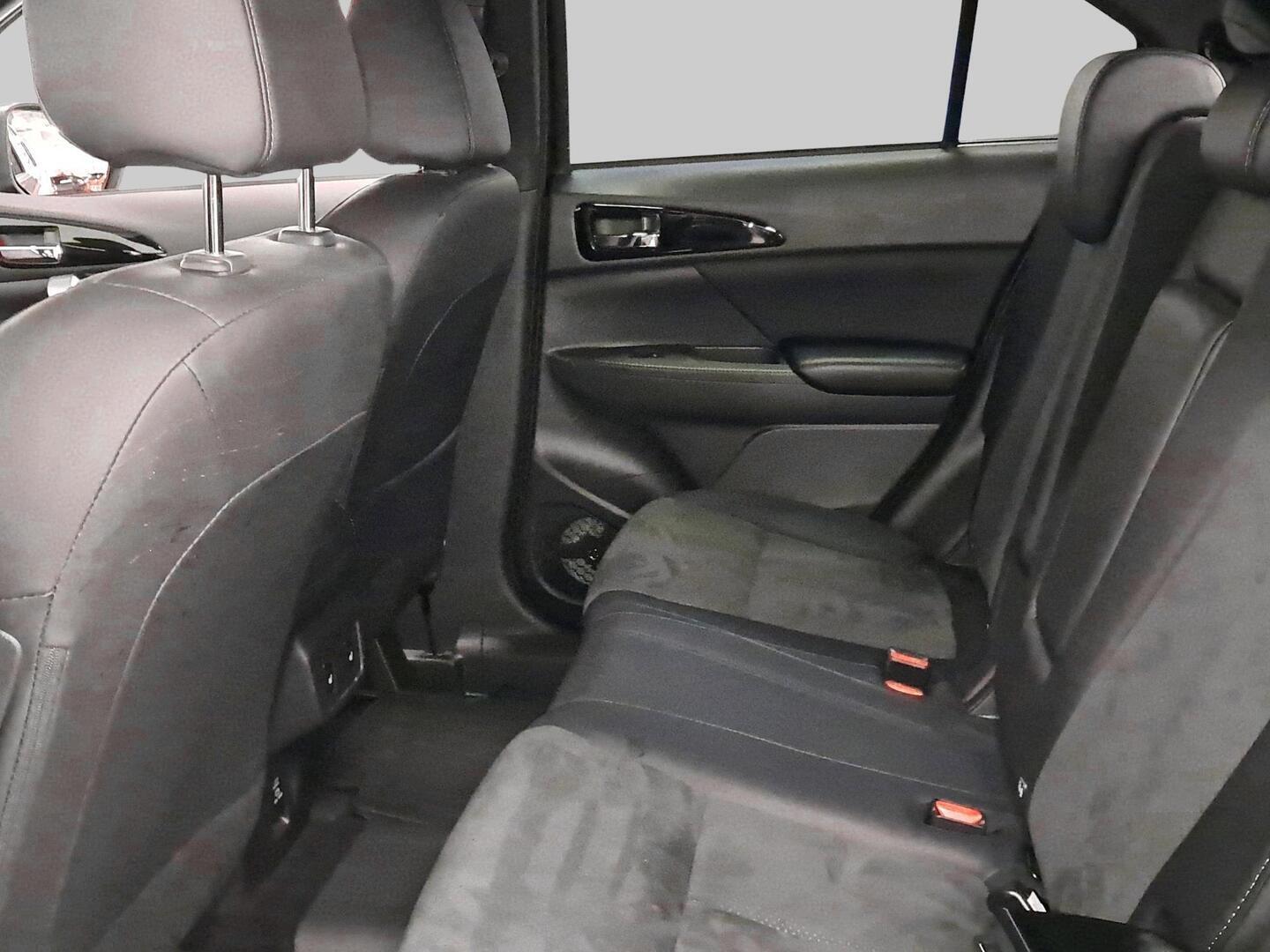 MITSUBISHI Eclipse Cross 2024