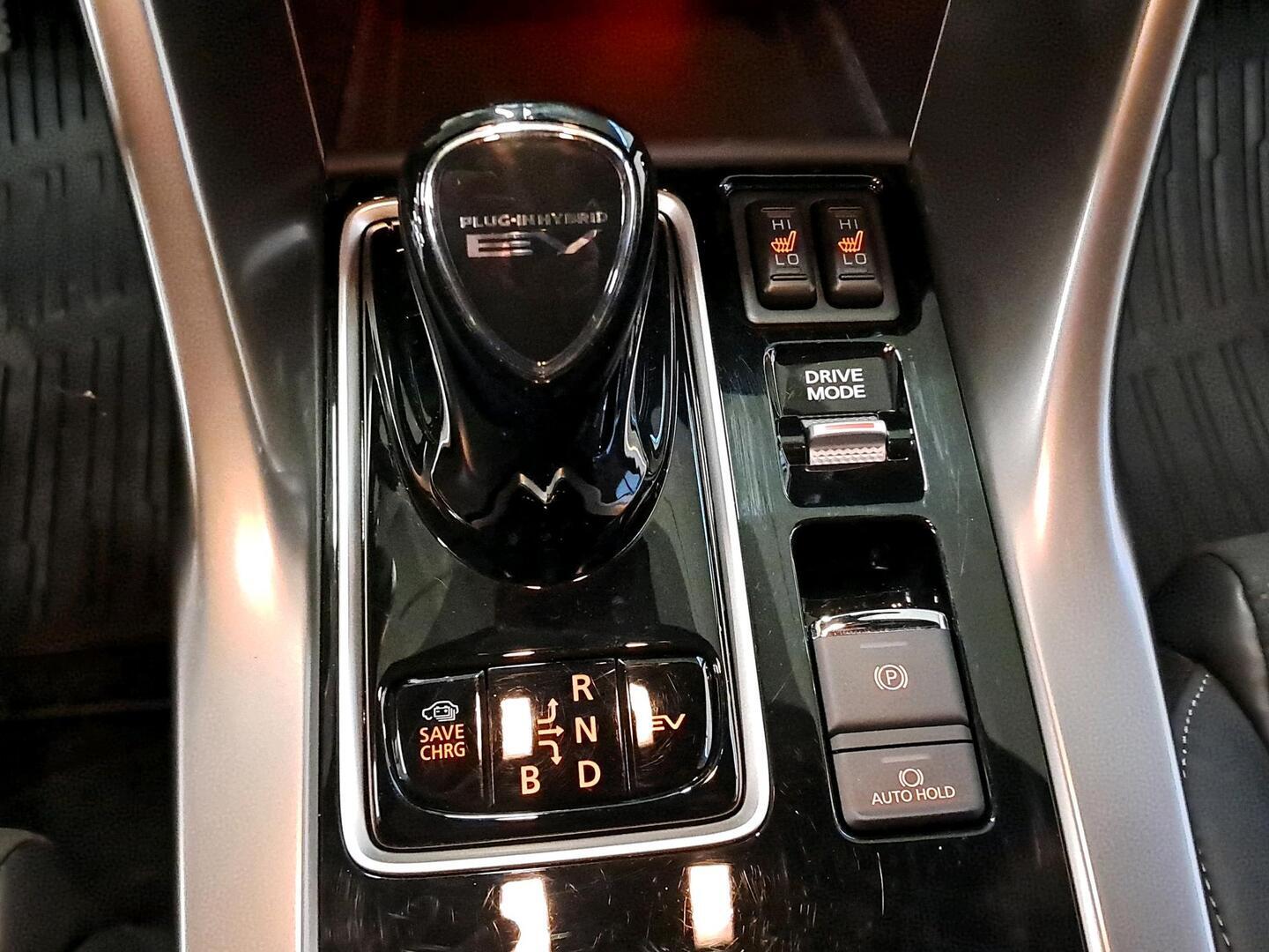 MITSUBISHI Eclipse Cross 2024