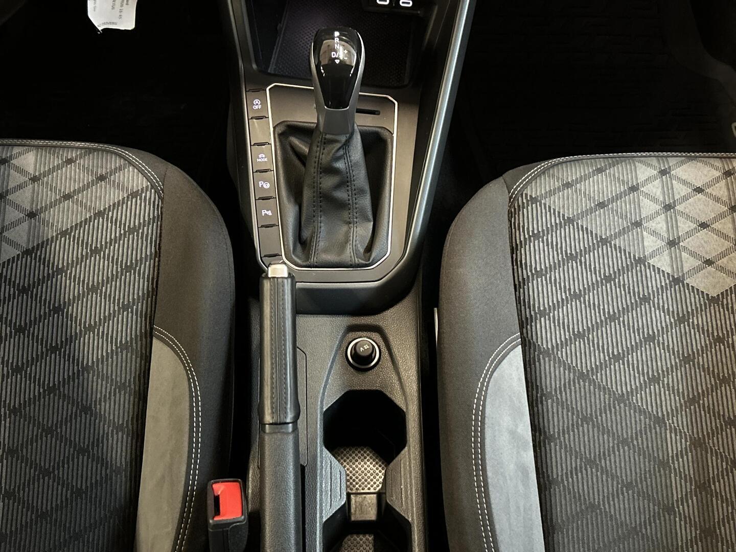 VOLKSWAGEN Taigo 2024