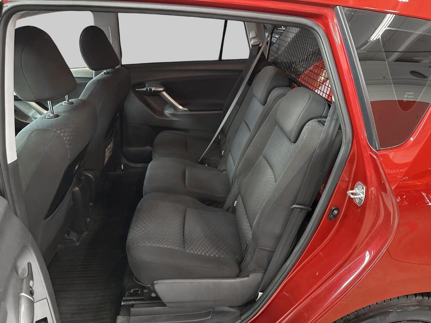 TOYOTA Verso 2010