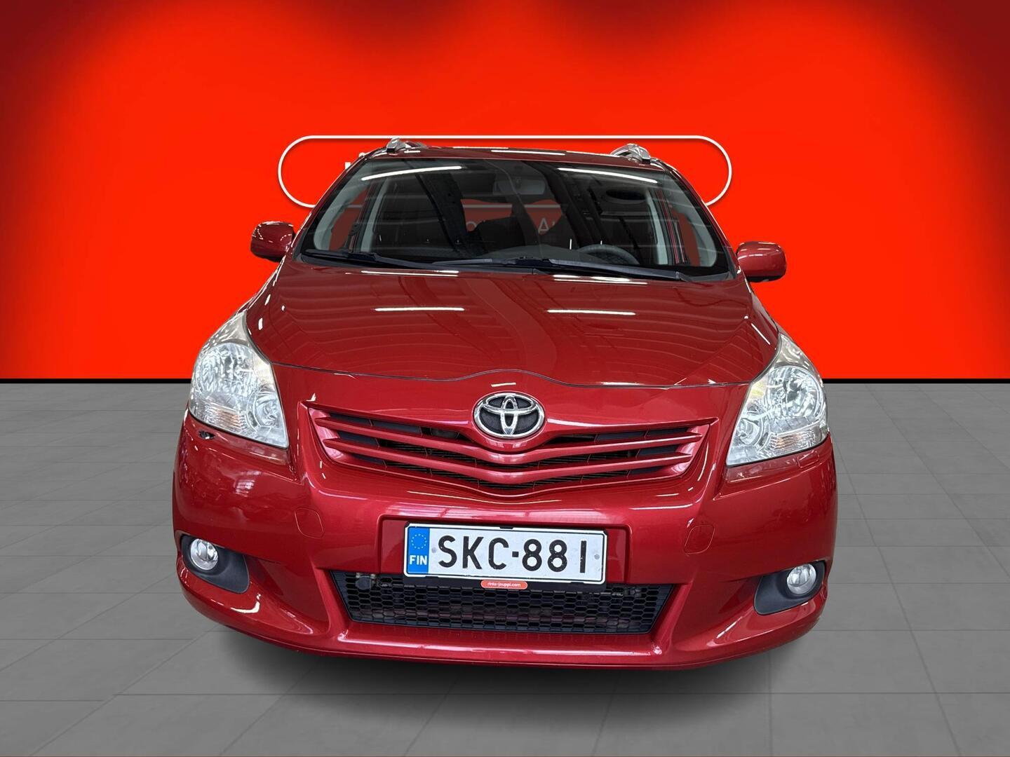 TOYOTA Verso 2010