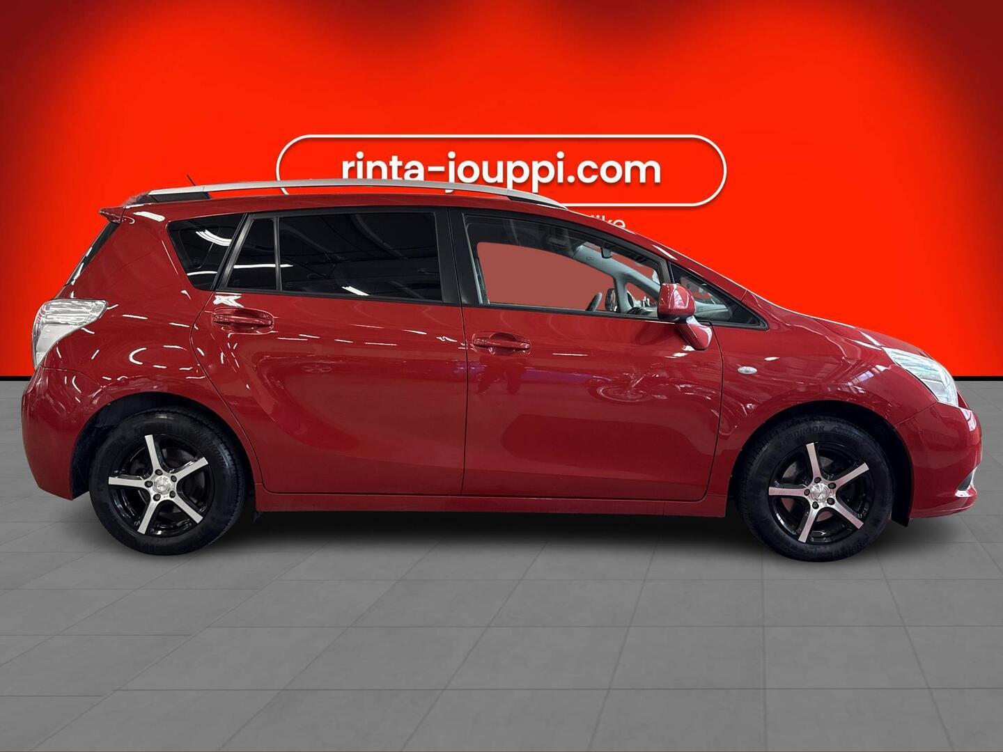 TOYOTA Verso 2010