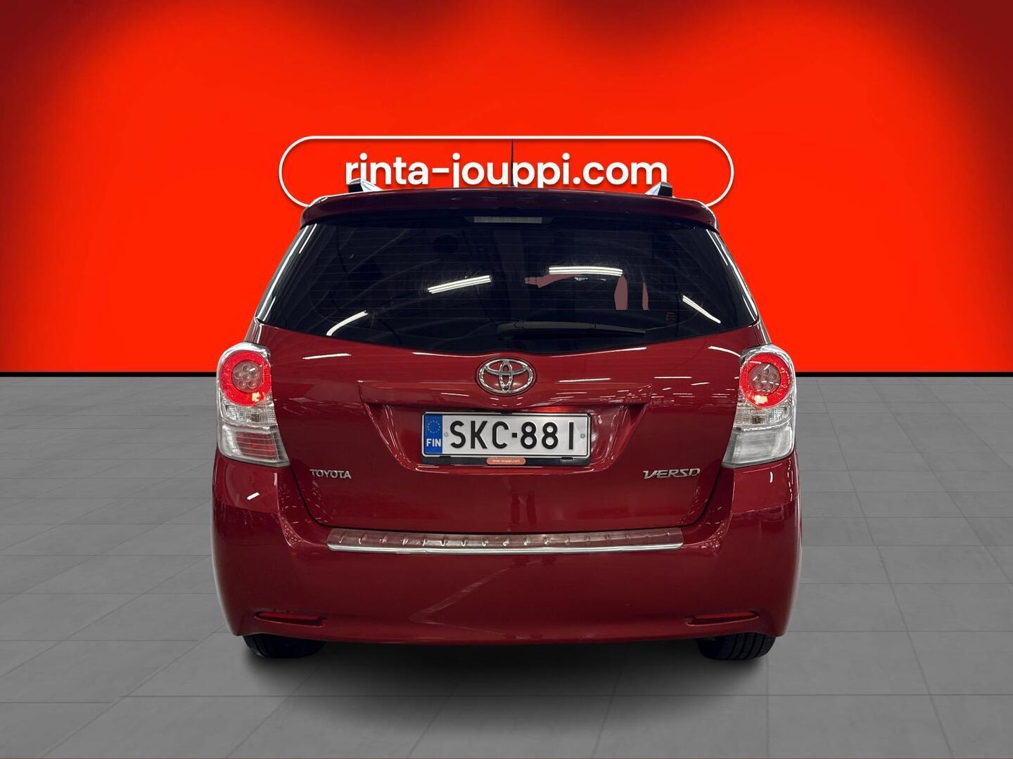 TOYOTA Verso 2010