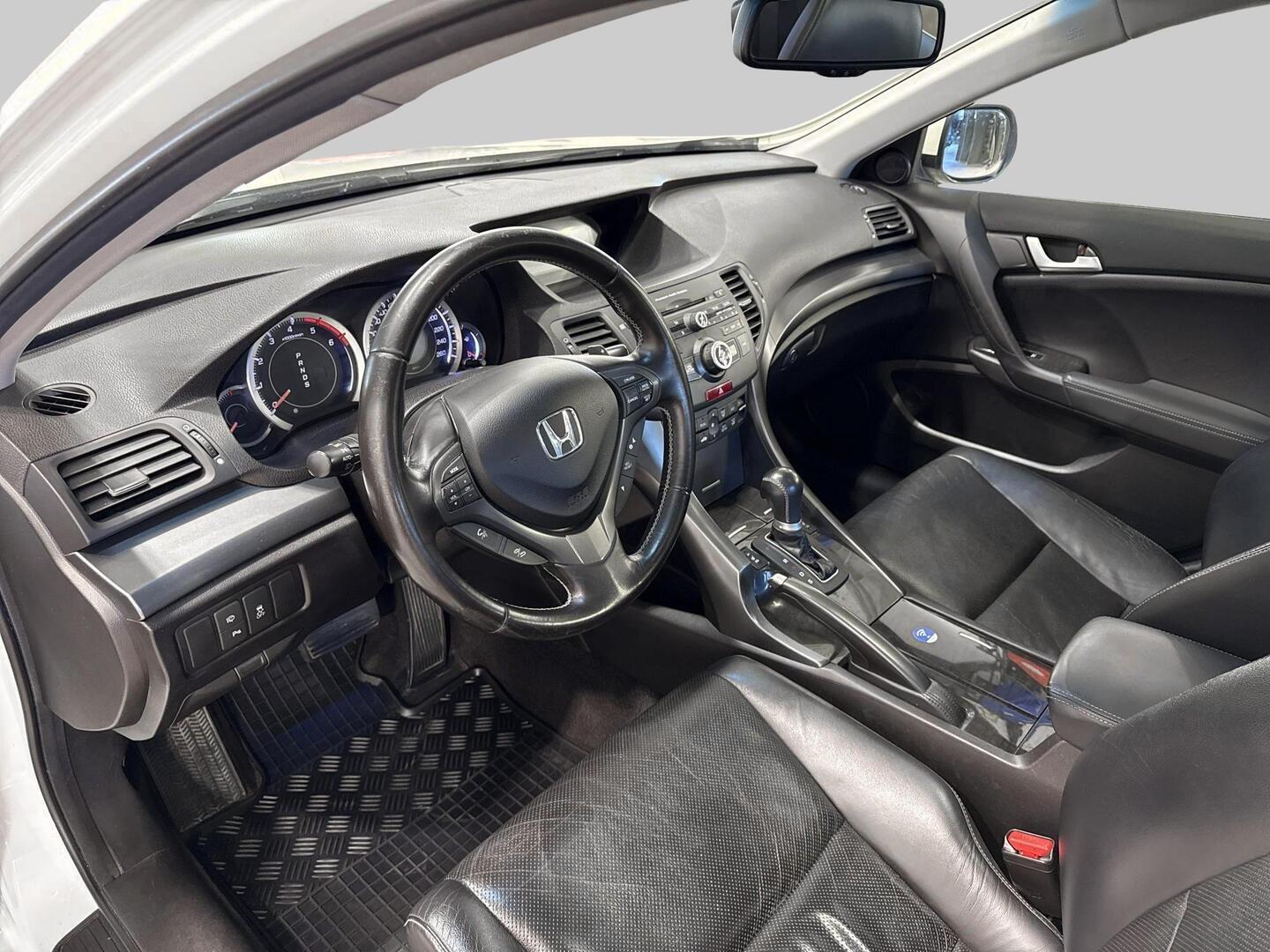 HONDA Accord 2013