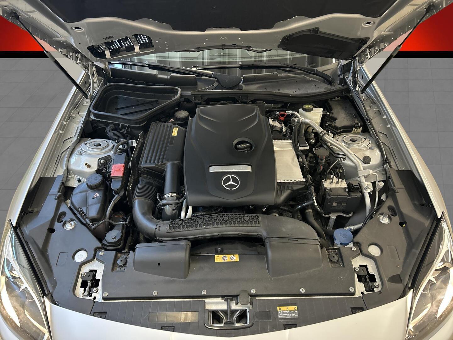 MERCEDES-BENZ SLC 2016