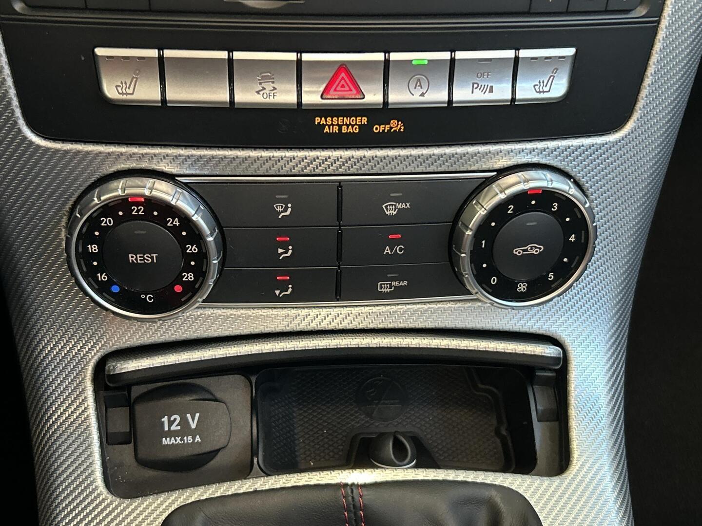 MERCEDES-BENZ SLC 2016