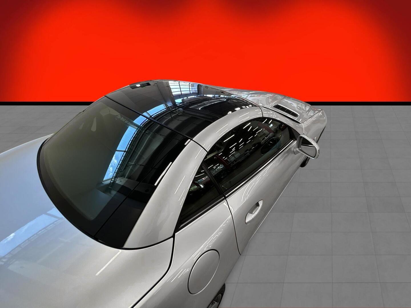 MERCEDES-BENZ SLC 2016