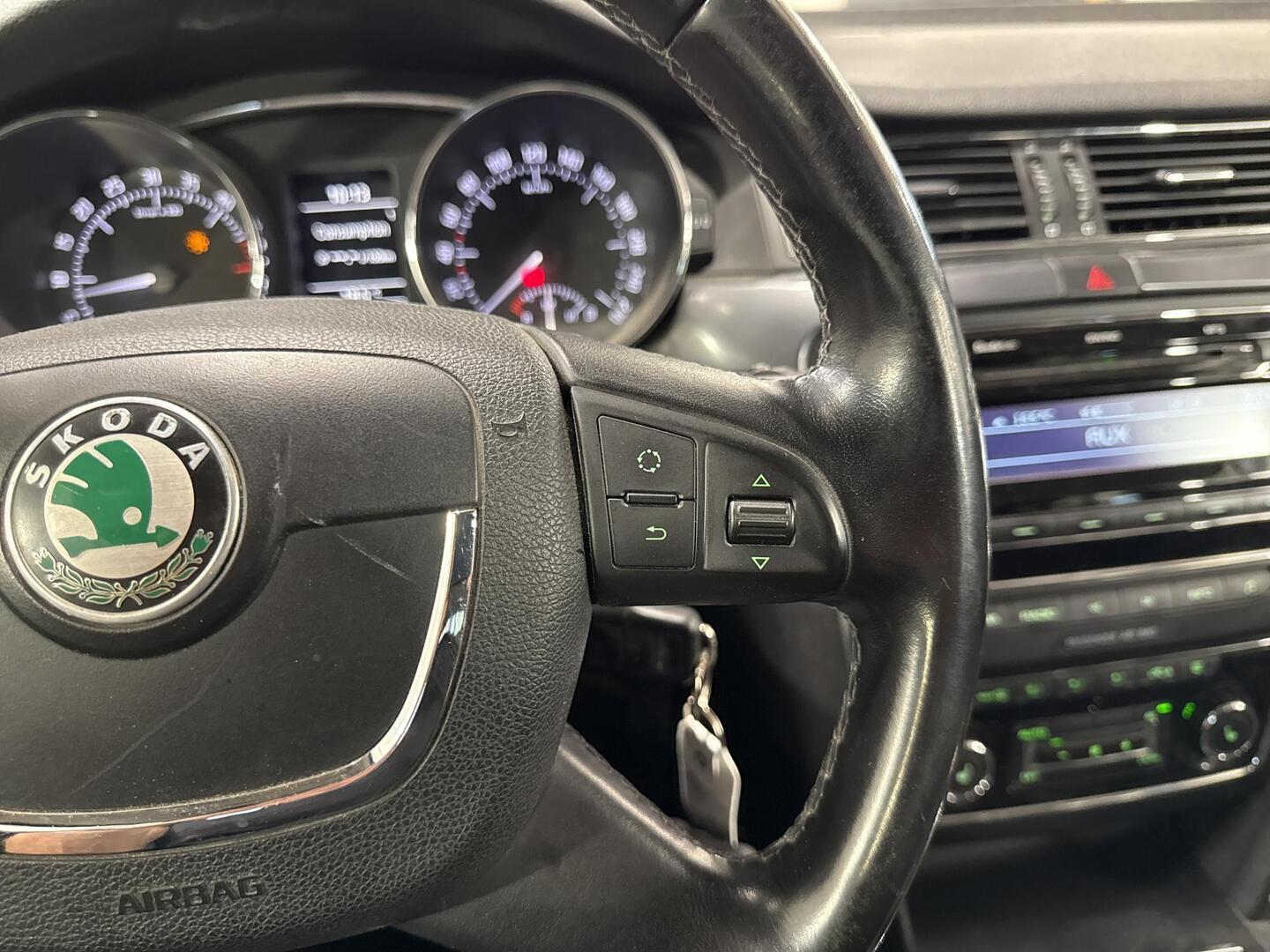 SKODA Superb 2009