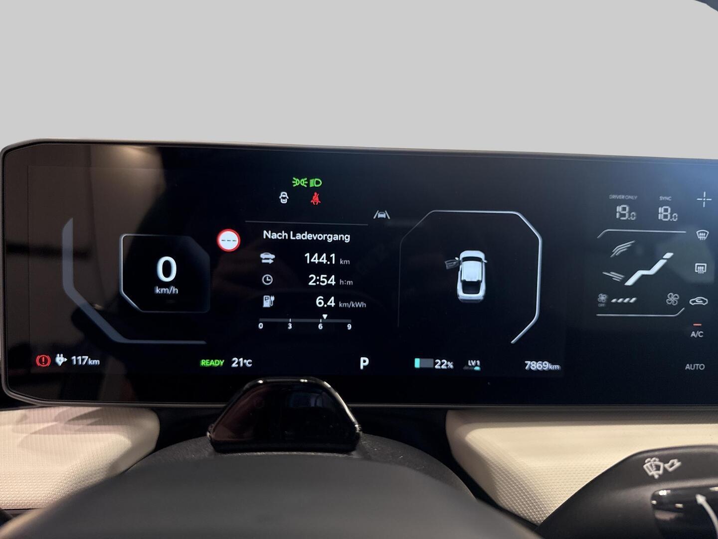 KIA EV4 2026