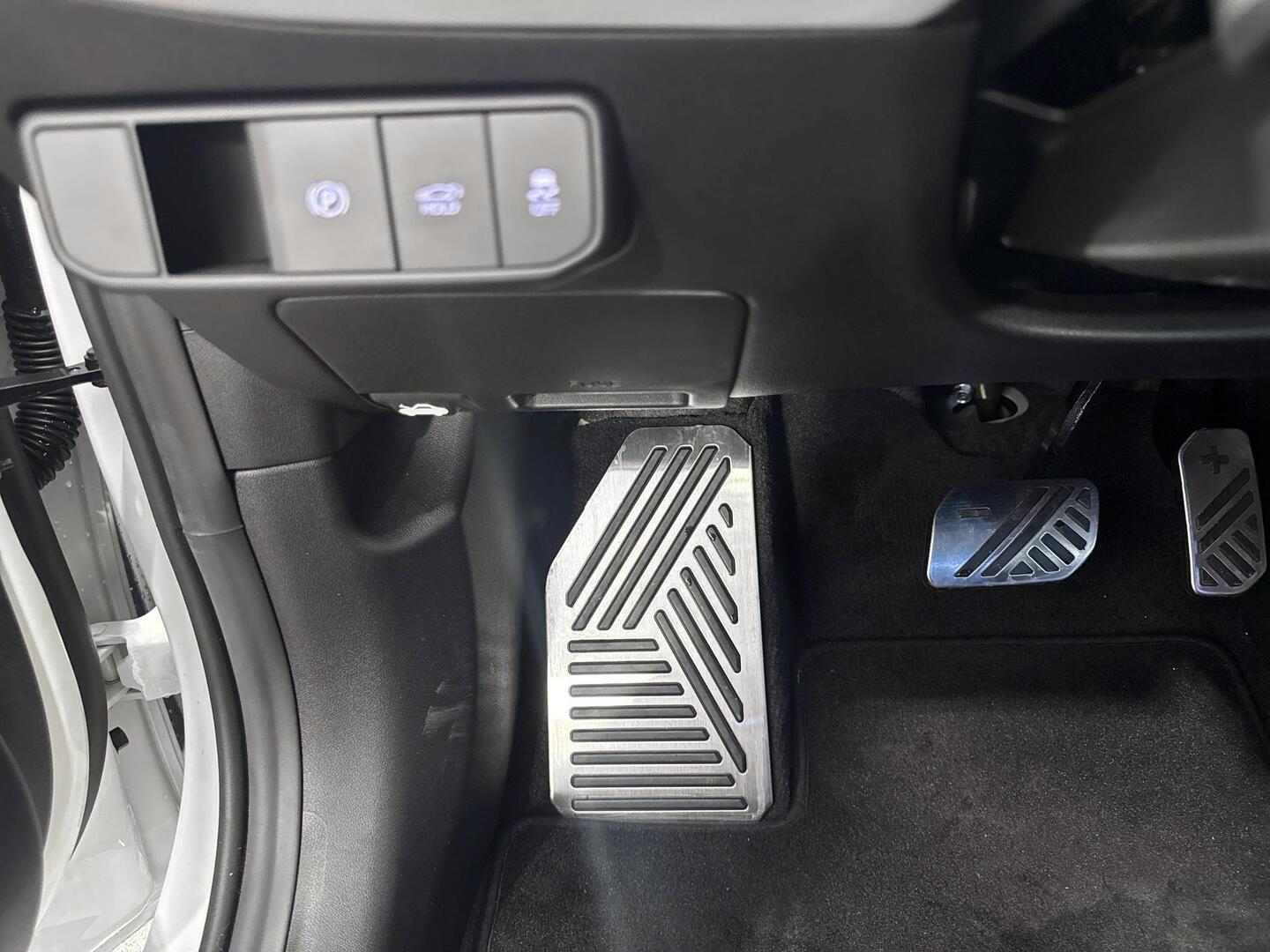 KIA EV4 2026