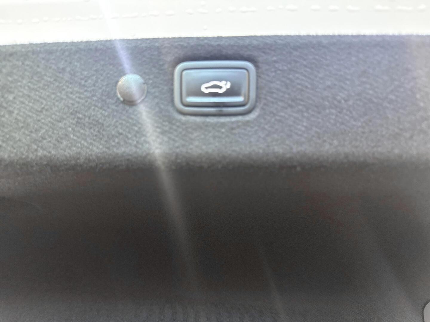 KIA EV4 2026