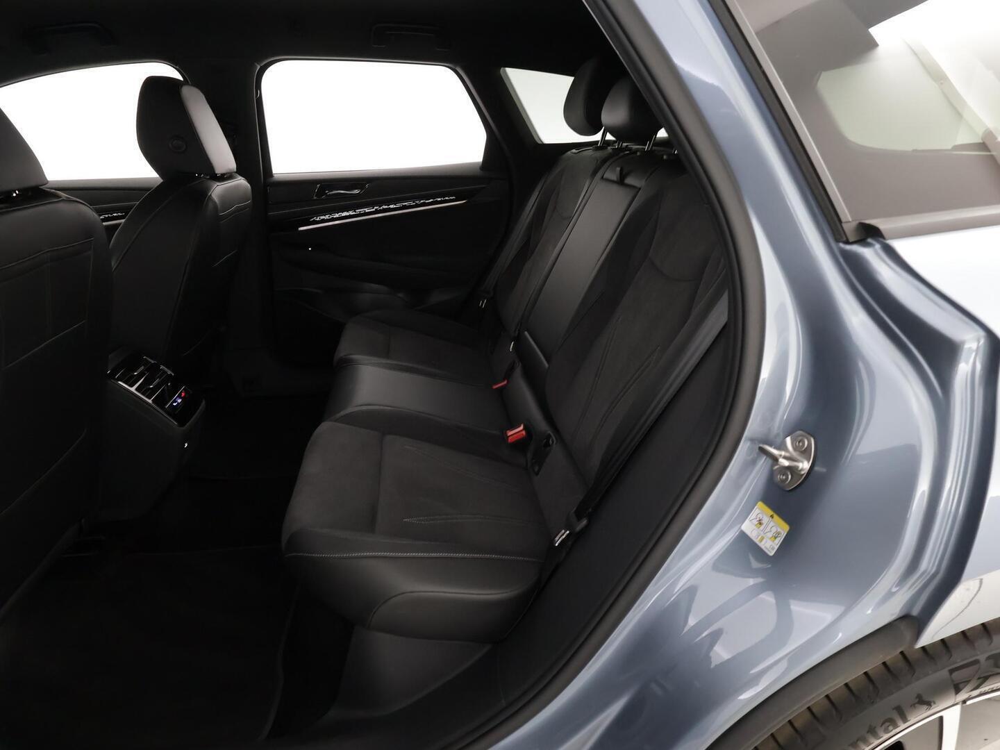 VOLKSWAGEN ID.7 2025