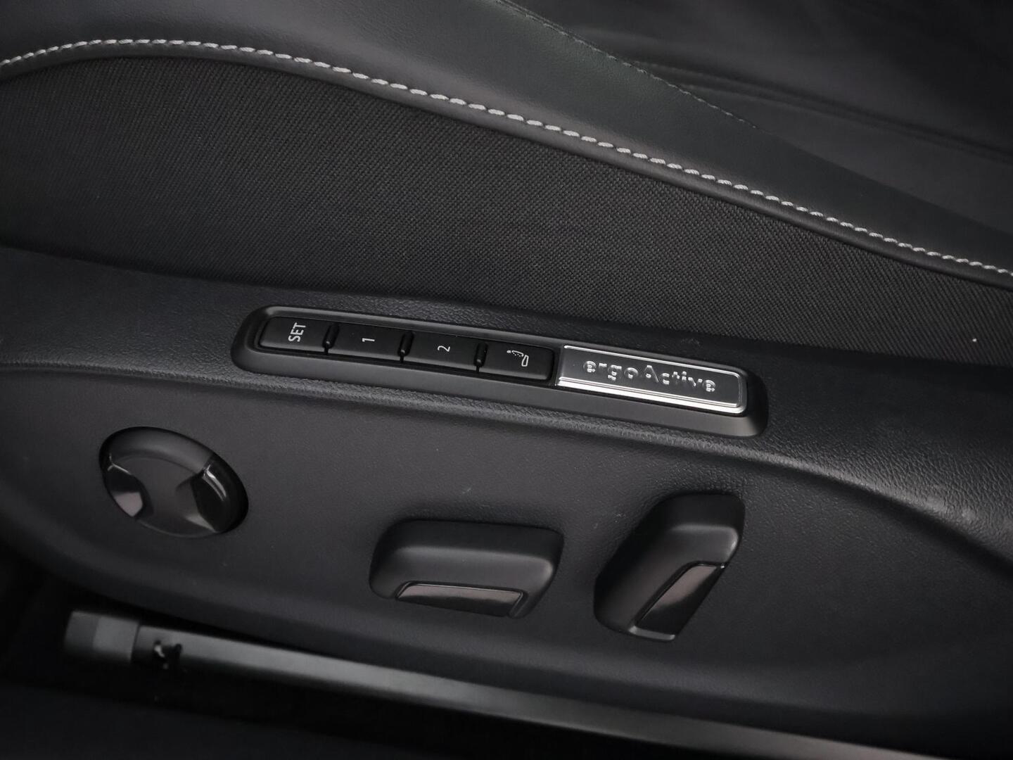 VOLKSWAGEN ID.7 2025