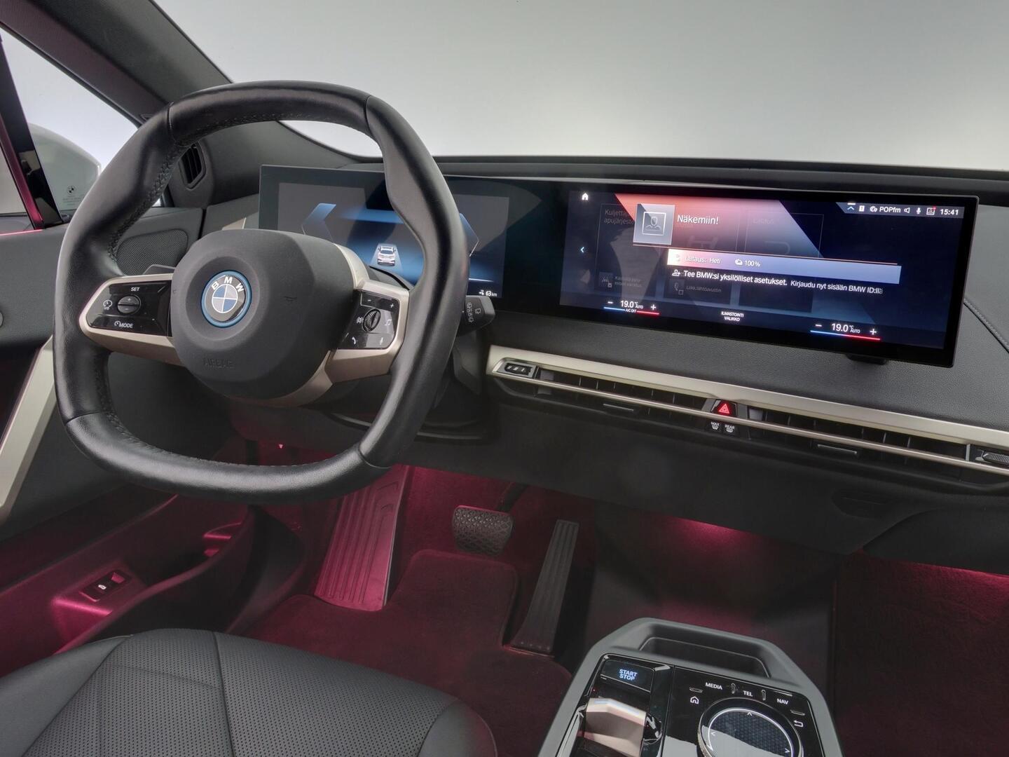 BMW IX 2022
